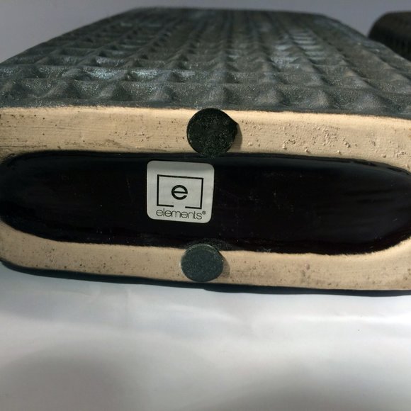 Matching set Pottery Vases Textured Clay over Glass Elements - Picture 6 of 6